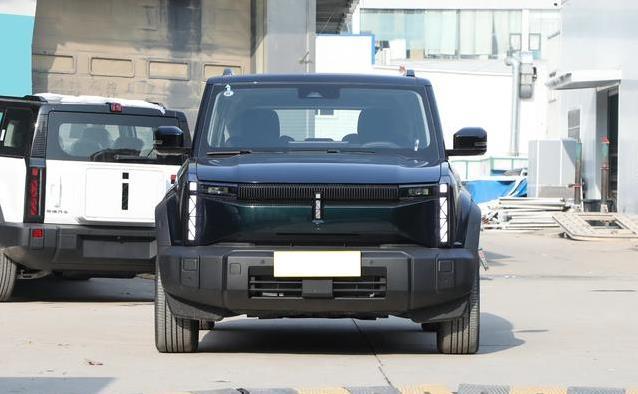 9.98万纯电SUV，奇瑞iCAR 03硬派四驱，年轻人开它有多香？