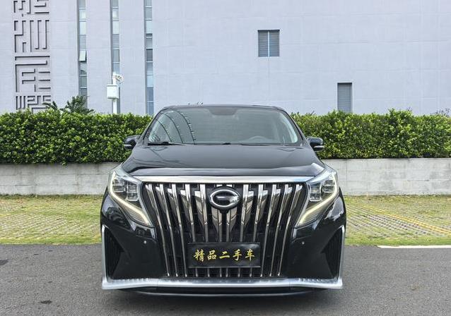 13万买二手传祺M8,空间大如客厅,商务家庭都想要?