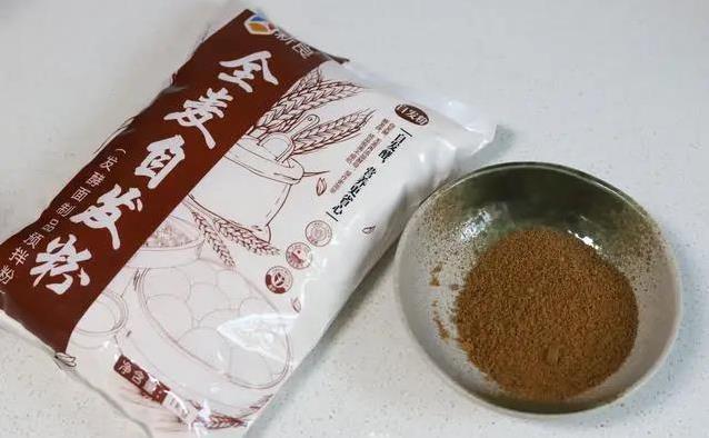 全麦糖三角简单做，红糖馅甜到心，早餐吃它全家抢着要？