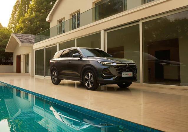 10.79万买大空间SUV，长安CS75 PRO上市，7座香不香？