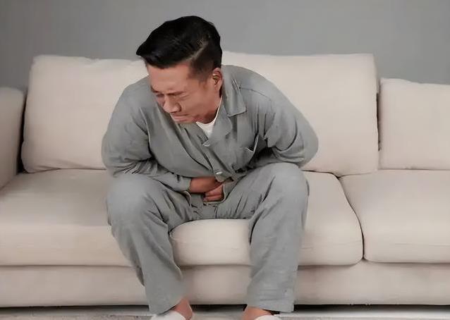 空心菜天天吃却伤骨头？隐藏危害让人吃惊！如何护骨才靠谱？