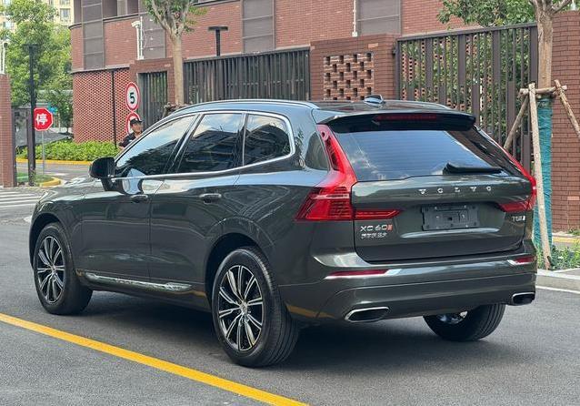 12万入手豪华沃尔沃XC60，配置拉满真香，车况却藏秘密？