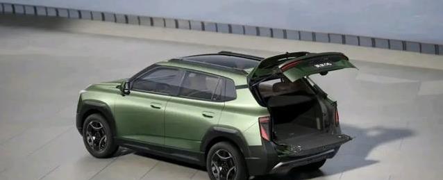 8万买纯电SUV，纳米06续航硬核，安全配置碾压同级？