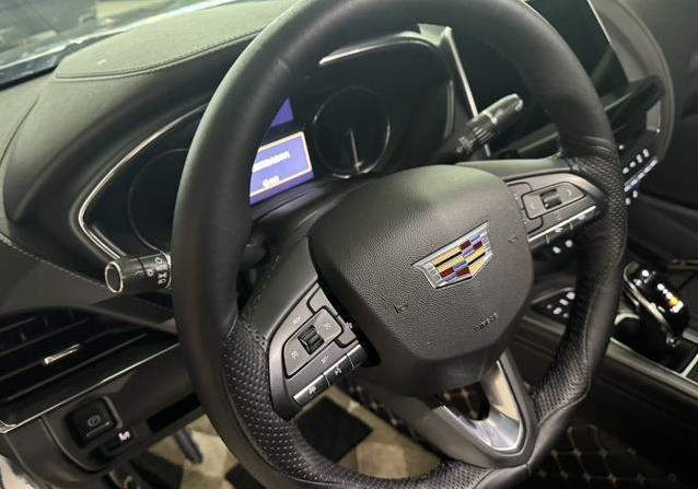 2.0T凯迪拉克CT5仅12万，三年3万公里，豪华体验值不值？