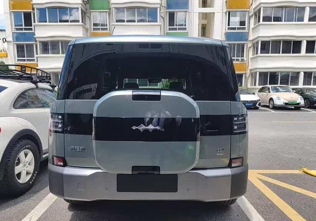 空间完胜理想L6，配无人机能拍大片，方程豹钛7会火吗？