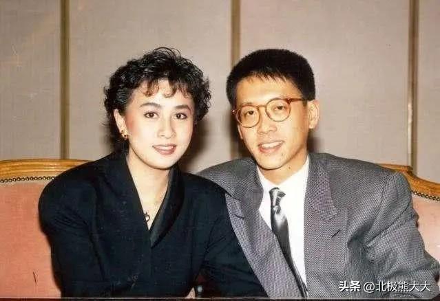 李嘉欣晒夫妻合照庆结婚15周年李嘉欣老公个人资料及简介2