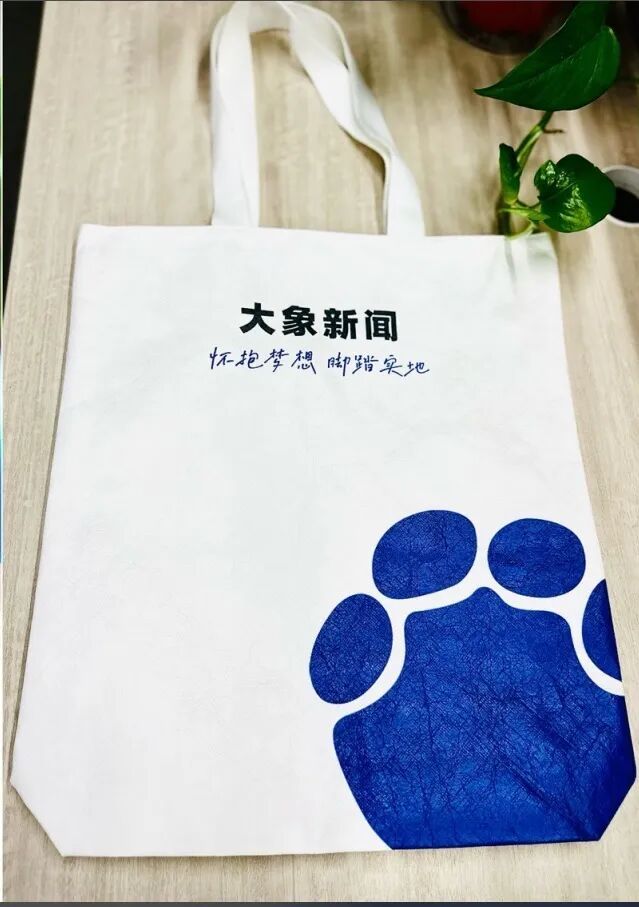 失散60多年女子与家人相距不足5公里 重逢的喜悦