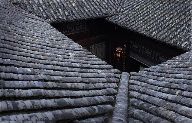 中国江南传统民居与古罗马民居中的“天井”异同