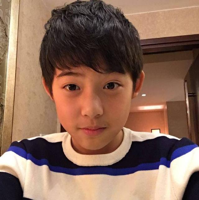 足球国脚李明儿子李嗣镕签约荷兰海牙俱乐部