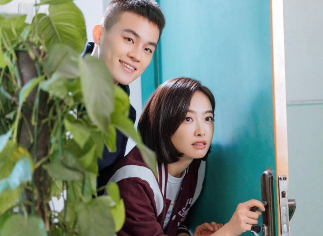 宋茜欧豪同时发声明辟谣秘恋隐婚怒斥造谣者