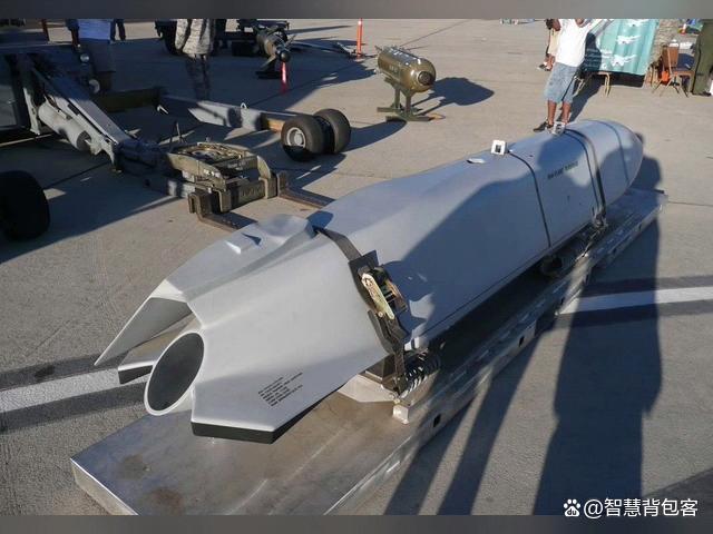 “不是半路下马就是严重推迟”，美高超音速武器为何连遭严重挫败 技术路线失误与战略滞后