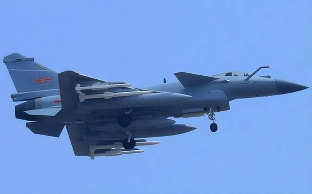 大V：歼10配霹雳15完胜印度阵风战机 空战优势明显