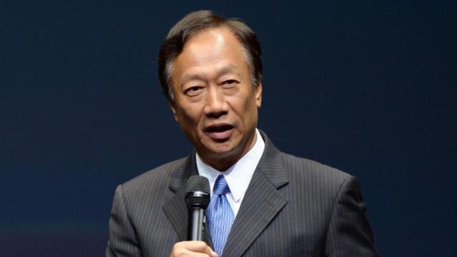 蔡英文丑闻曝光,岛内哀叹:让年轻人充当炮灰,为她争取逃跑时间