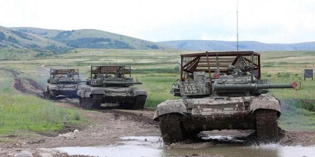 实战的教训：从“军队展”看俄军坦克装甲车的改进