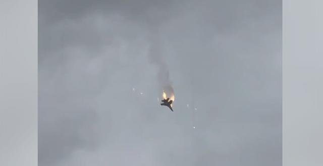 曝坠海的俄战机由俄防空系统击落 飞行员在坠毁前安全跳伞