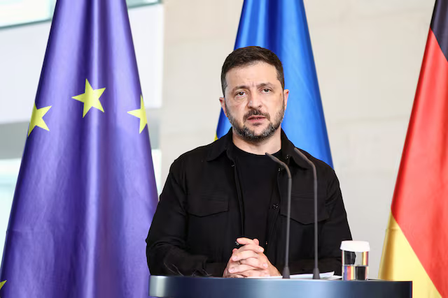 “筹集更多资金生产国内短缺武器”,泽连斯基称乌将在柏林和哥本哈根设立武器出口办事处