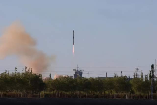 晚报|俄驻华大使力挺中国 BOSS直聘回应被审查