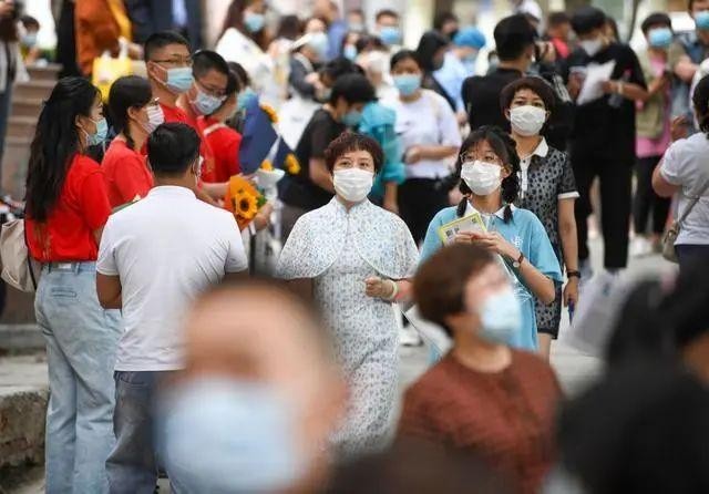 多省高考收官 查分填志愿时间公布