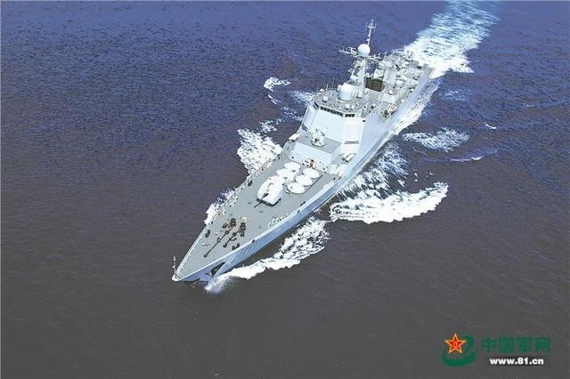 中华神盾长春舰穿越所谓“海峡中线” 台军极度紧张