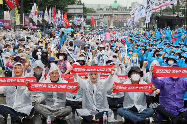 韩国首尔爆发大规模反美集会 吁驻韩美军撤出韩国