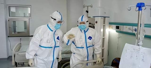 为何有人感染后一周会出现重症？专家回应有基础病的人需要谨慎