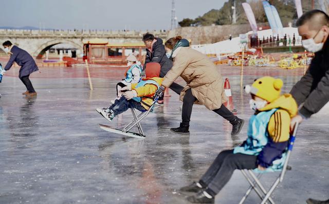 -16.7度!北京气温创45年来同期新低，全天气温在冰点以下，寒意逼人