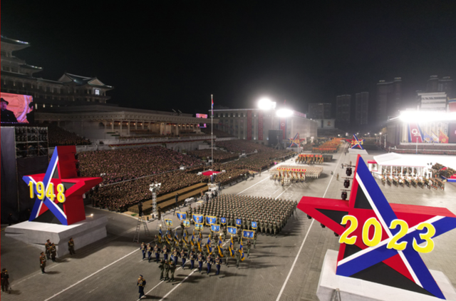 金正恩父女同台阅兵有何特殊之处 姿态举止神似其母
