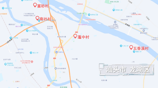 汕头现工人赤脚踩腌菜 脚尖上的橄榄菜酸爽味独特