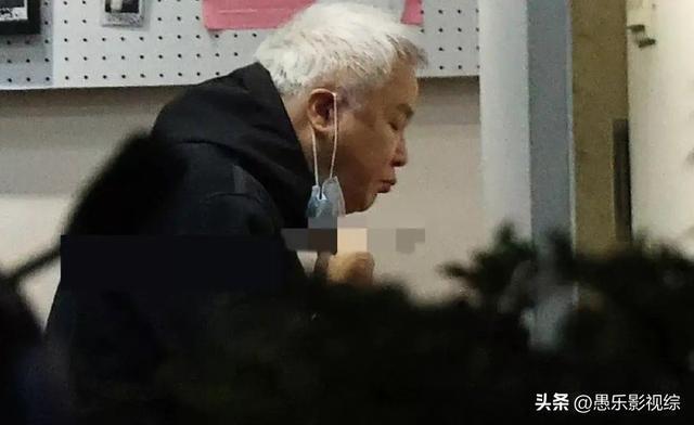 张庭女儿近况曝光，在上海读一年36万学费的外籍学校