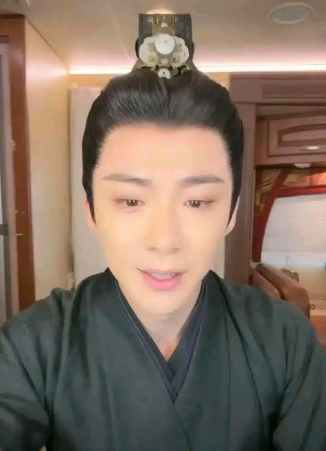 刘宇宁被质疑年龄造假 一石激起千层浪黄景瑜躺枪不爷们