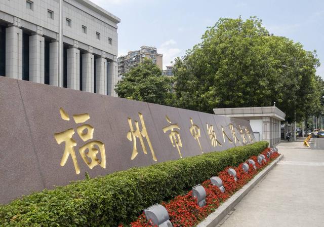 律师称吴谢宇求生欲很强想活着来赎罪，辩护团队已尽力帮他辩护