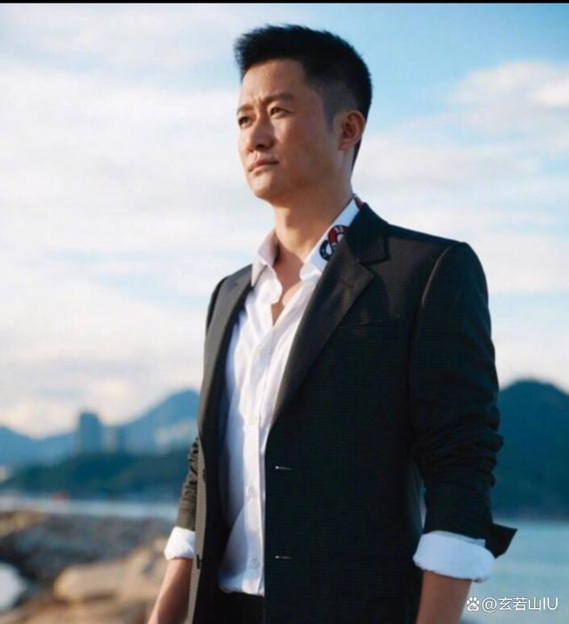 吴京拒绝安保人员围着 让一些人疑惑:为什么不让安保人员保护他呢?