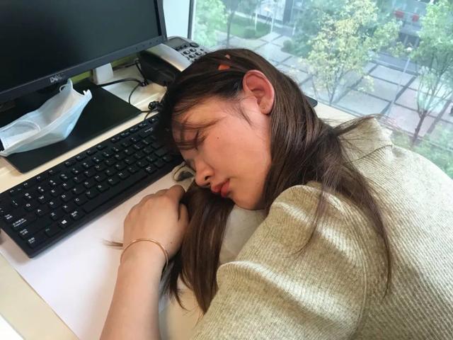 最佳睡眠时长真的是8小时？有研究发现：亚洲人7小时才是“最佳睡眠”