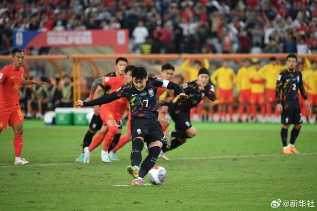 世预赛中国0-3不敌韩国 国足主帅：我们缠斗了90分钟