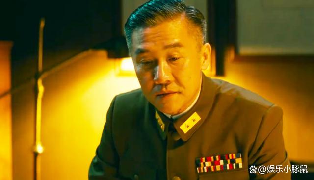 张译新片口碑炸了！《刀尖》上映首日票房突破1300万
