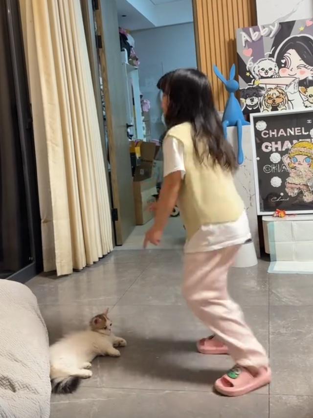 知名网红韩安冉女儿被确诊多动症，遗传孩子父亲