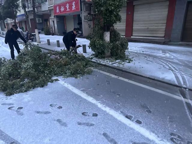湖北多地有大到暴雪局部大暴雪 三级应急响应启动
