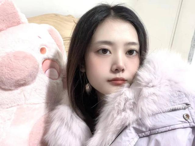 四川25岁“超棒的抗癌女孩”去世 乐观抗癌遗愿感人