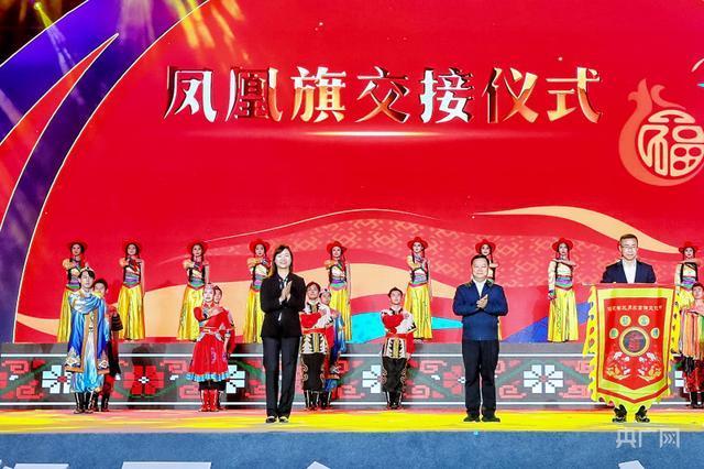 各地举行活动欢庆“三月三” 非遗魅力绽中越