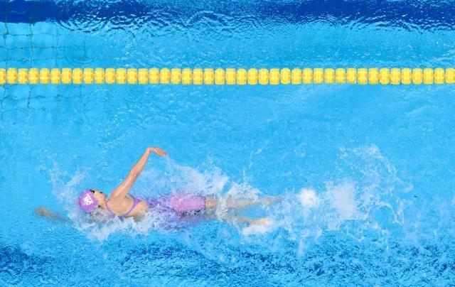 全国游泳冠军赛杨浚瑄破女子100米自由泳全国纪录