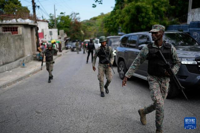海地过渡总统委员会枪声中宣誓就职 总理宣布辞职