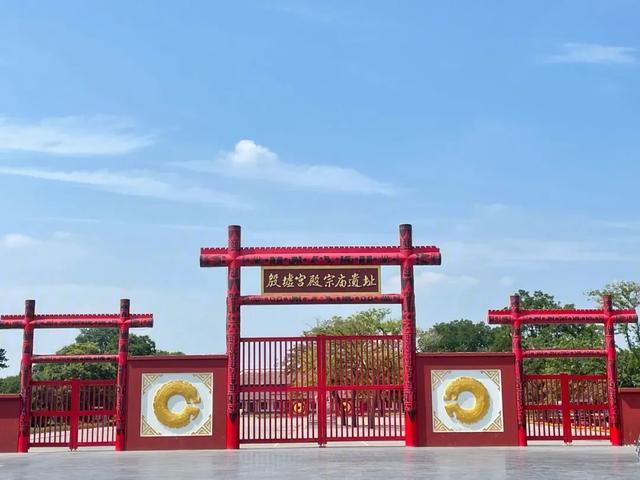 原来五一旅游还可以省钱 背诗免门票！