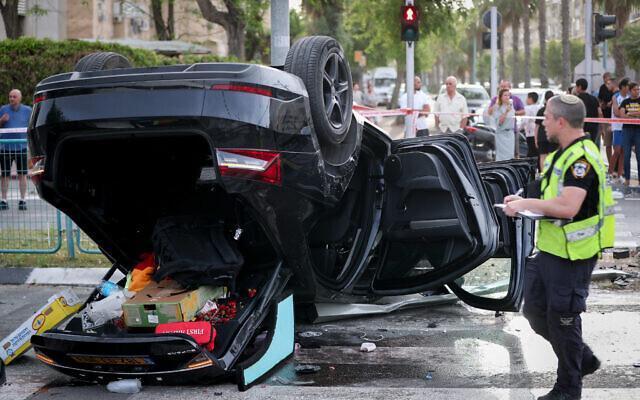以色列国安部长疑因闯红灯出车祸 顽固违规引争议