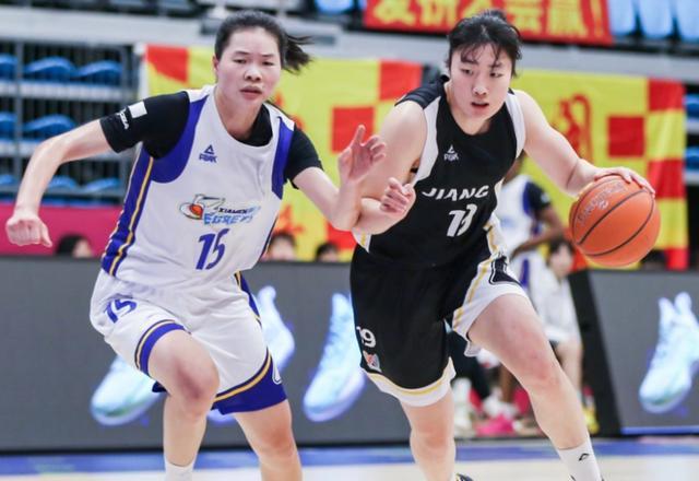 恭喜！中国女篮又一22岁王牌出炉