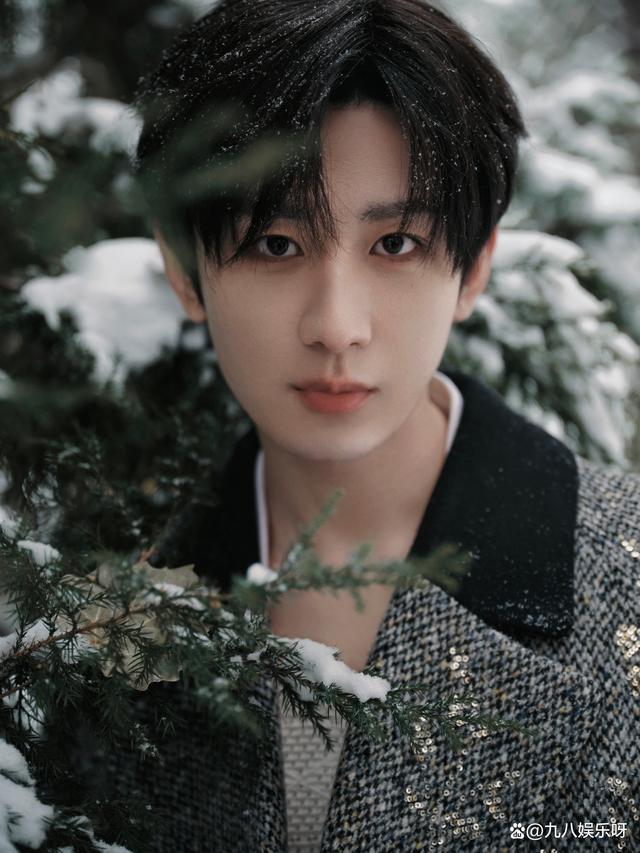 成毅!引领娱乐新潮流