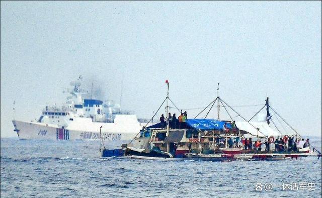 保卫黄岩岛！中国渔船拉着板砖集体出海
