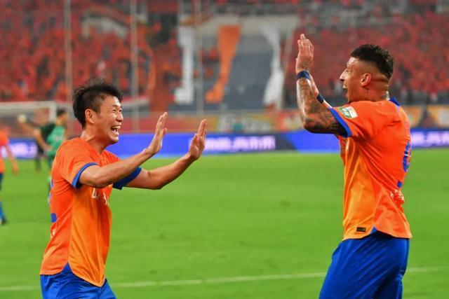 足球报:泰山队需解决三大问题,剑指中期调整关键期