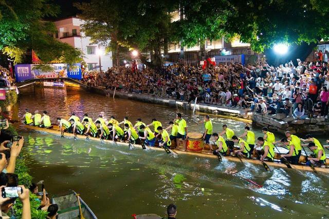 会漂移的龙舟"何以出圈又出海：龙舟经济乘风破浪