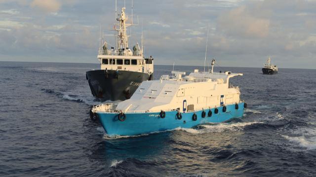 中国海警登检菲律宾船只画面公布！
