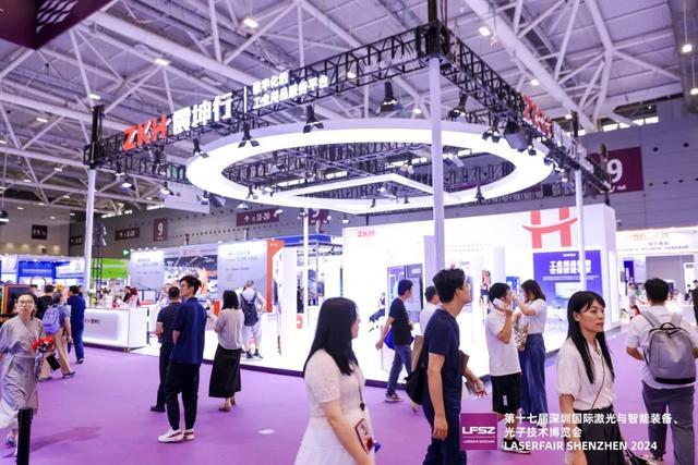 华南工博会开幕 数百家企业携数千展品共塑智造未来